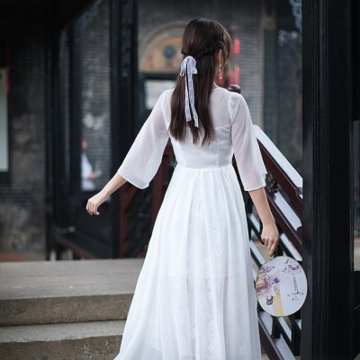 2821 2018新款 文艺复古改良汉服绣花长裙连衣裙蕾丝领仙女连衣裙